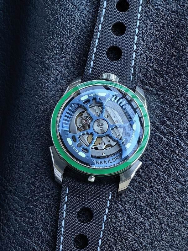 MB&F MAD 42mm 090254